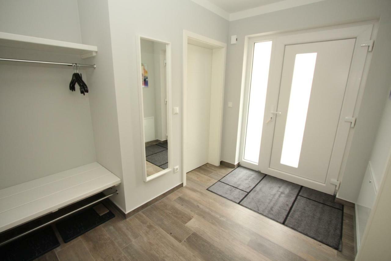 Familienfreundliches Ferienhaus In Kroepelin ภายนอก รูปภาพ